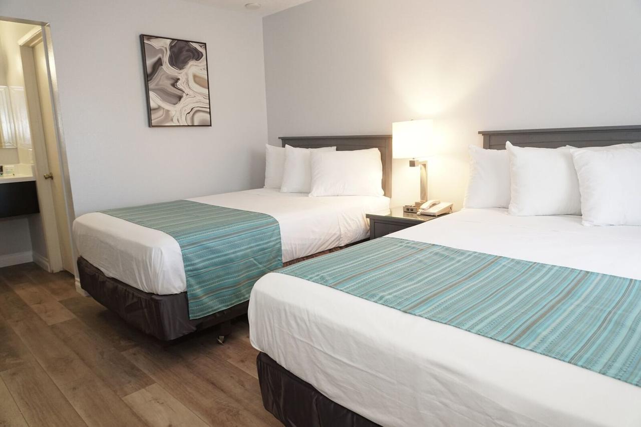 Riverleaf Inn Mission Valley Сан-Диего Экстерьер фото