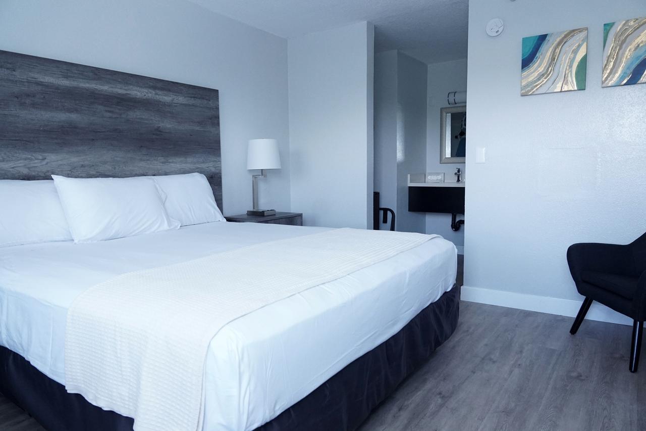 Riverleaf Inn Mission Valley Сан-Диего Экстерьер фото