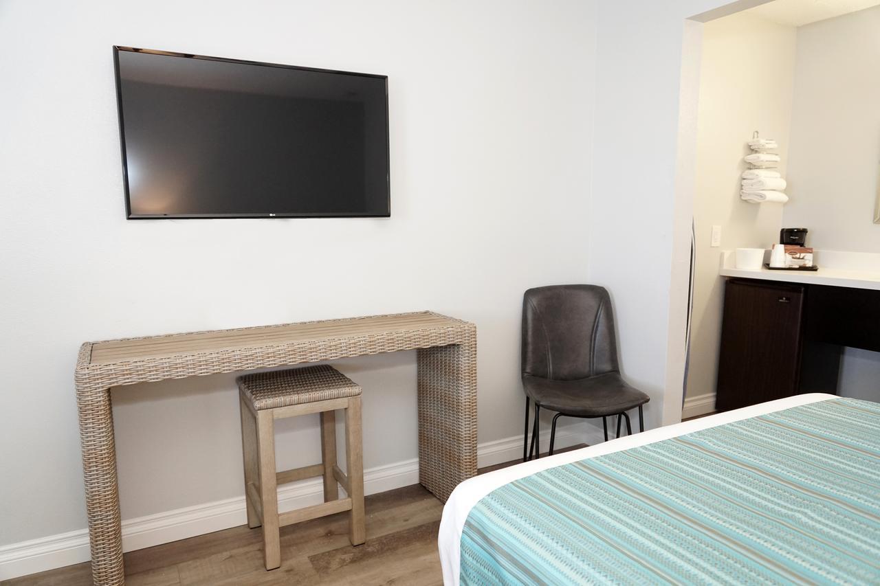 Riverleaf Inn Mission Valley Сан-Диего Экстерьер фото